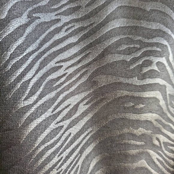 Tristan Black Pencil Skirt - Picture 5 of 5